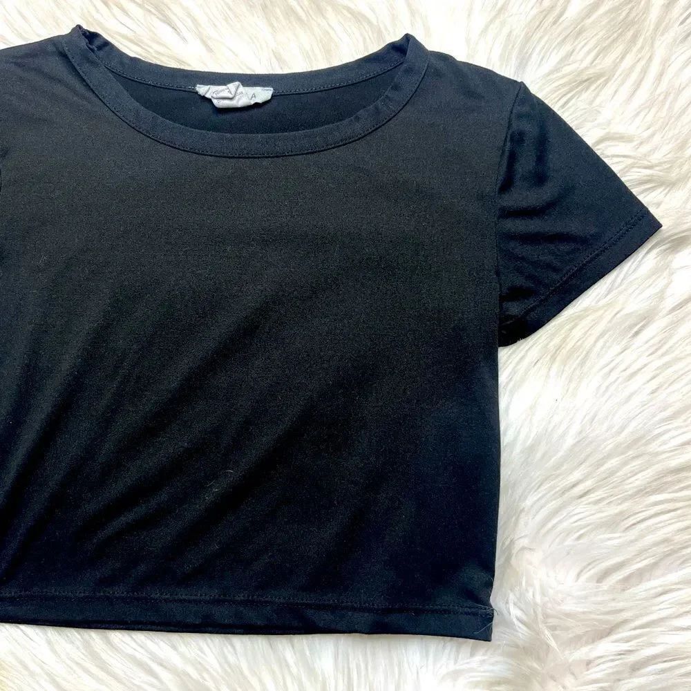 Capella Short Sleeve Crop Top Black Size Small